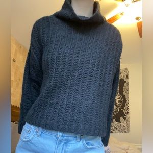 Thick Black Topshop Turtleneck Blocky Sweater!